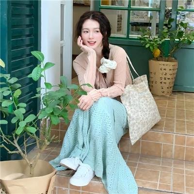 红白黑黄第一季